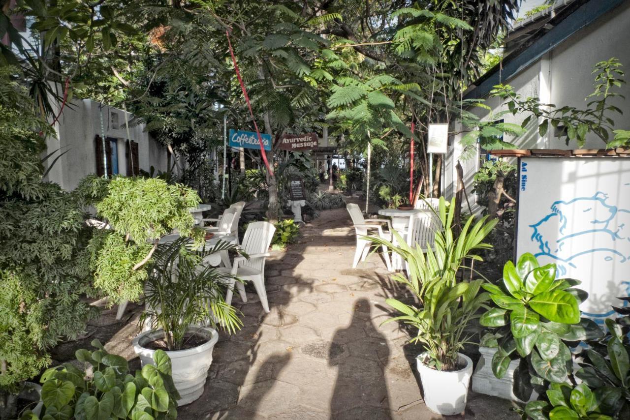 The Icebear Guesthouse Negombo Zewnętrze zdjęcie